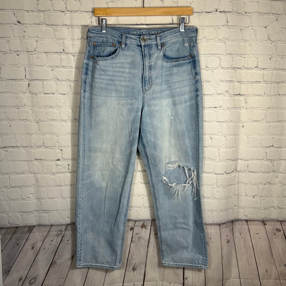 American Eagle 90s Boyfriend Jeans Light Wash Distressed High Rise Denim 12